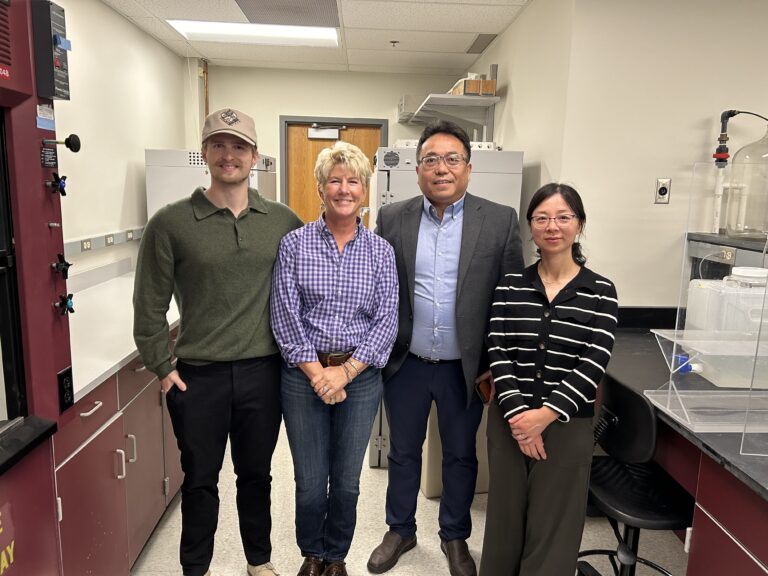 the research team at the Alzheimer's Legacy Lab
